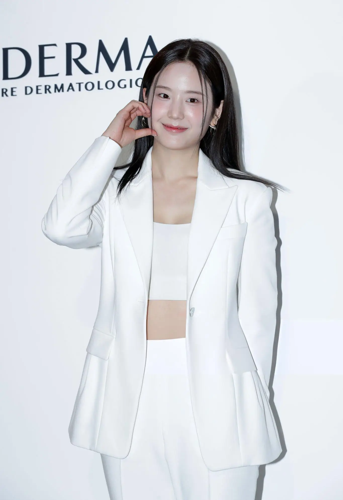 Jang Gyu Ri of fromis_9