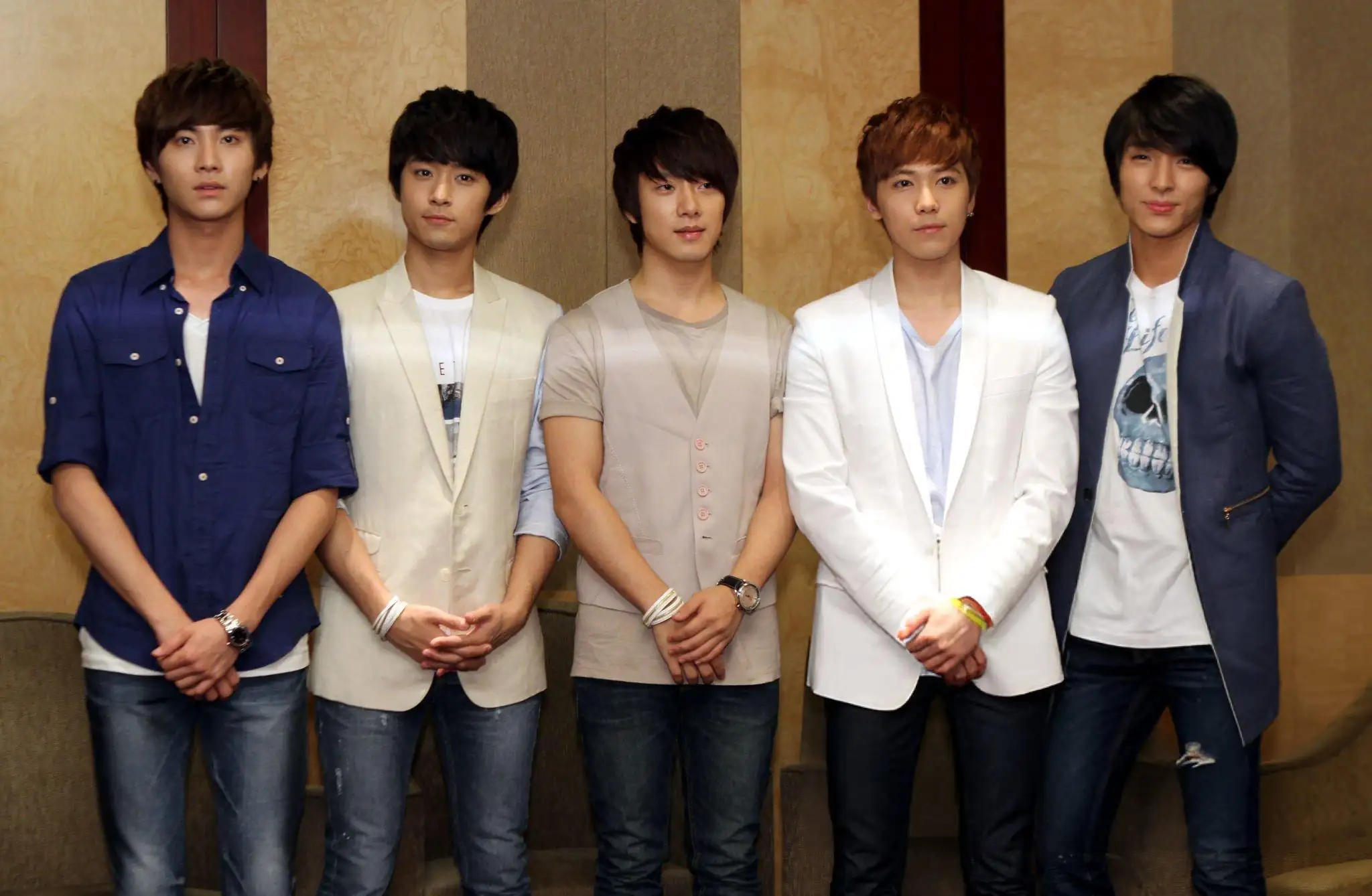 FT ISLAND Members