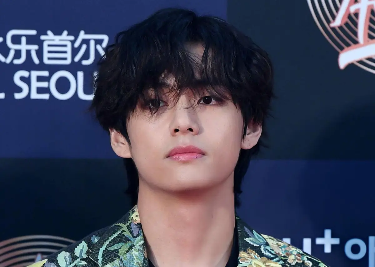 V (Kim Taehyung) of BTS arrived at the photo call for the 34th Golden Disc Awards on January 5, 2020, in Seoul, South Korea.