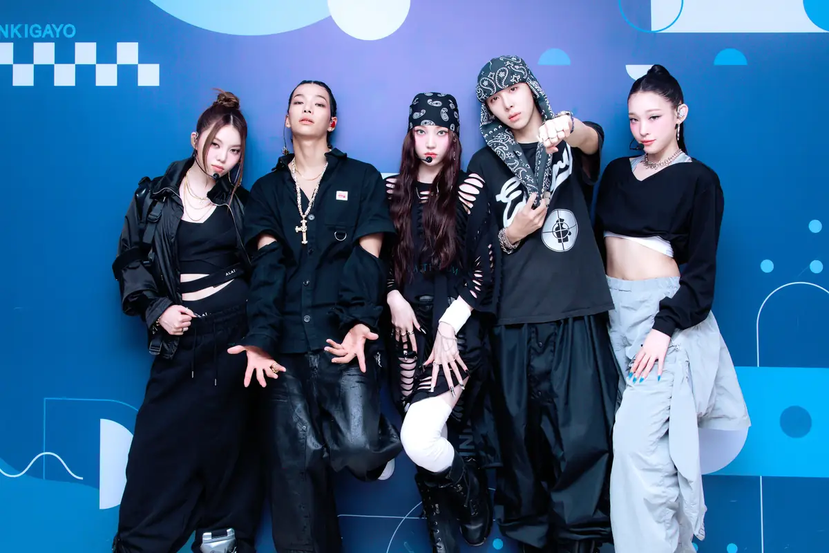 ALLDAY PROJECT Members Profile: Names, Ages, Birthdays, and Heights ALLDAY PROJECT Members: Annie, Tarzzan, Bailey, Woochan, and Youngseo