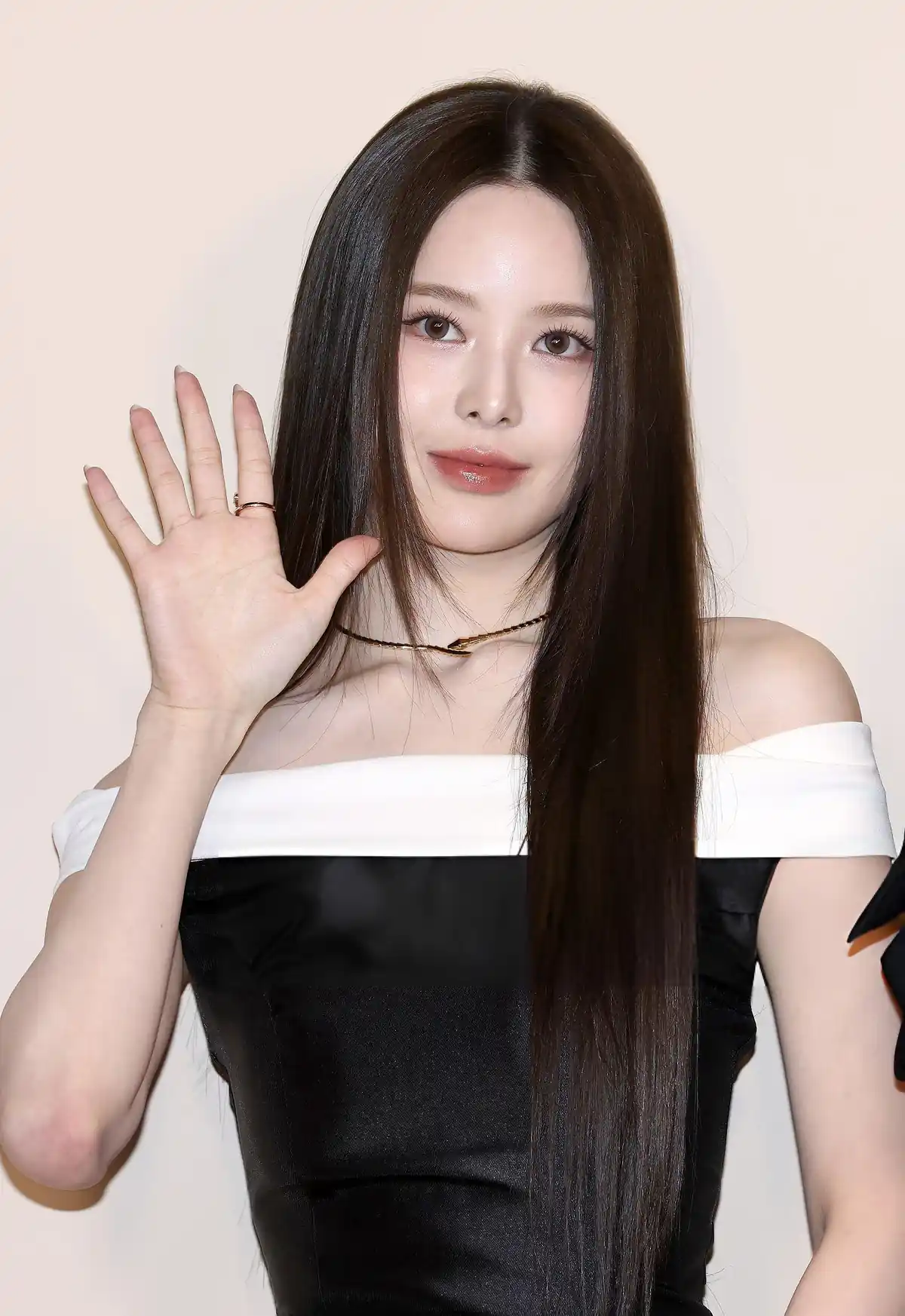 Bang Jee-Min of izna