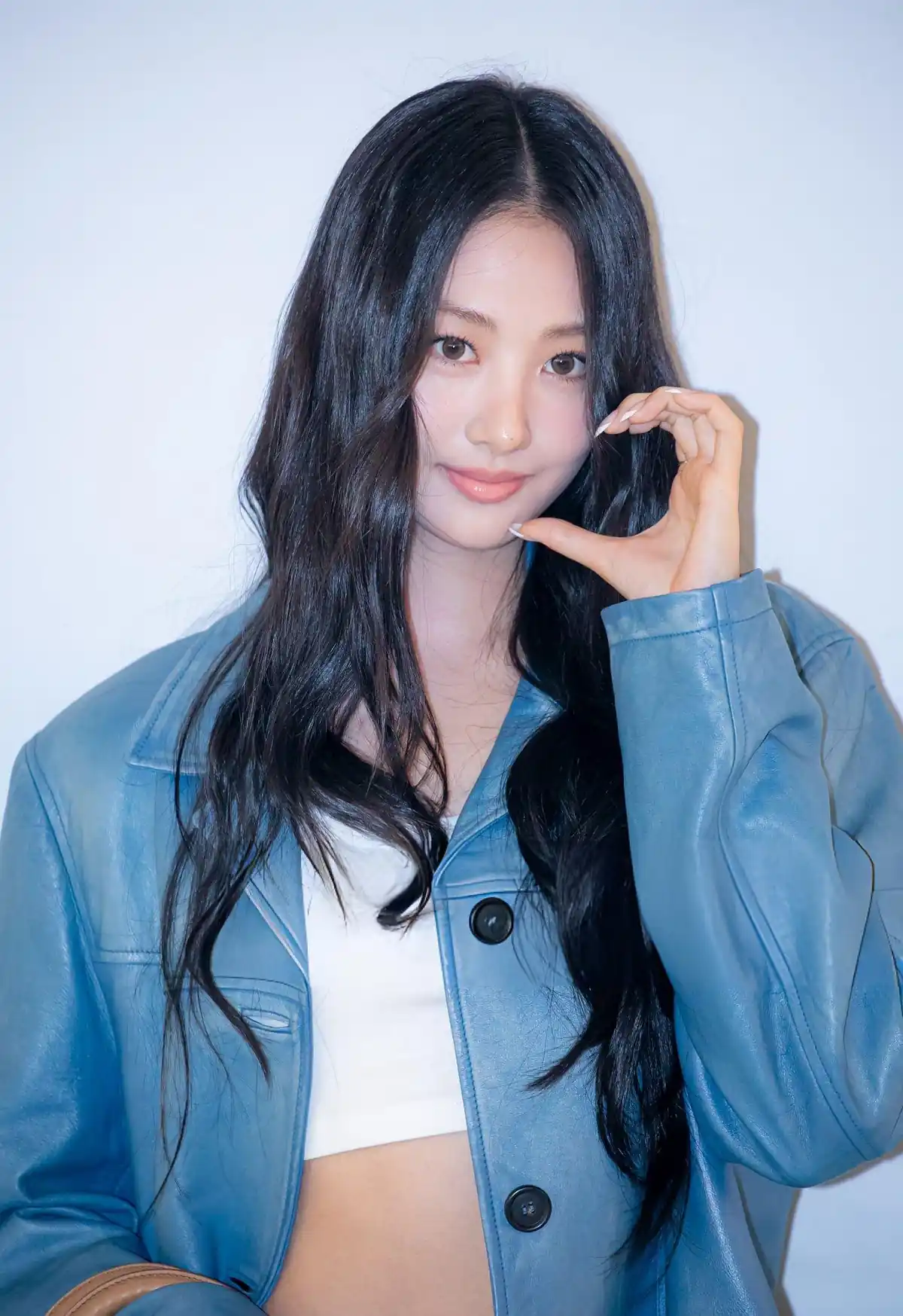 MEOVV Members Profile: Names, Ages, Birthdays, and Heights Gawon of MEOVV