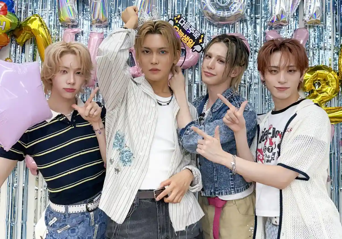 XLOV Members: Wumuti, Rui, Haru, and Hyun