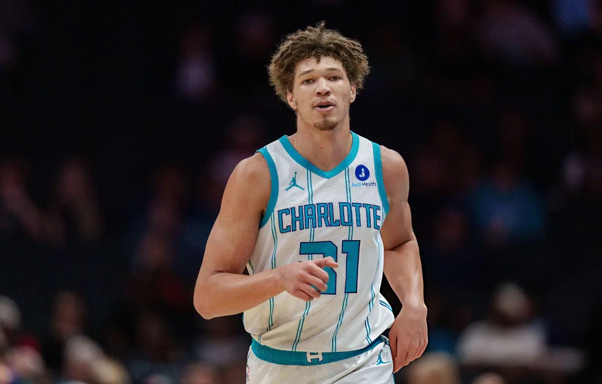 Tidjane Salaun #31 of the Charlotte Hornets