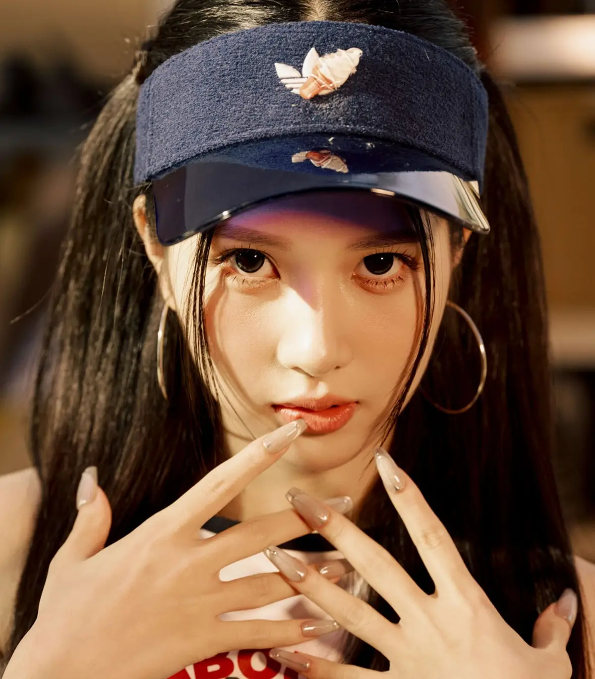 BLINGONE CN member Chloe