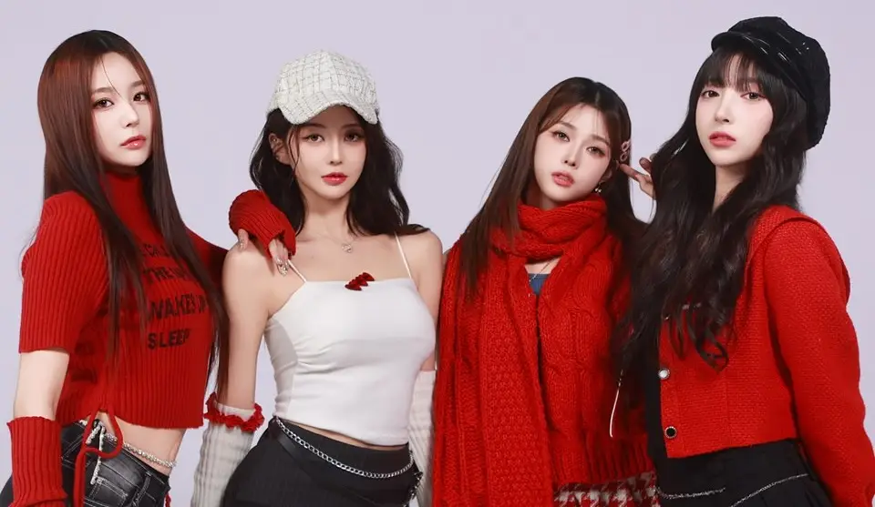 DIVA-X Members Profile: Full Names, Ages, Heights, Weights and More DIVA-X members are Hayan, Usin, Yuri, and Soeun.