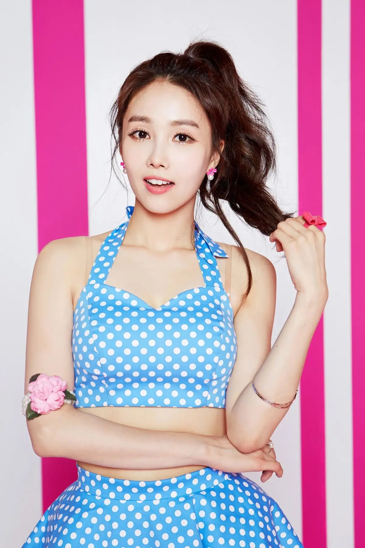 FIESTAR Members Profile: Full Names, Ages, Heights, Weights and More FIESTAR member Linzy