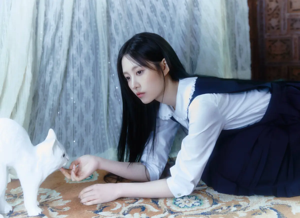 RESCENE Members Profile: Full Names, Ages, Heights, Weights and More RESCENE member Liv