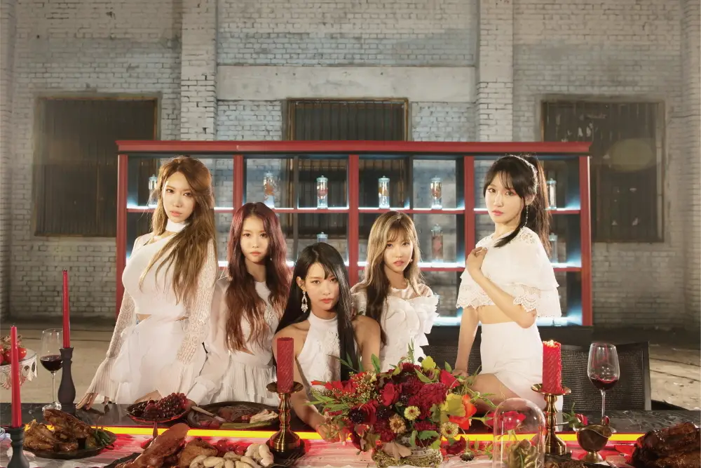 1NB members are Shinhye, Jayeon, Leeda, Hajung, and Sojung.