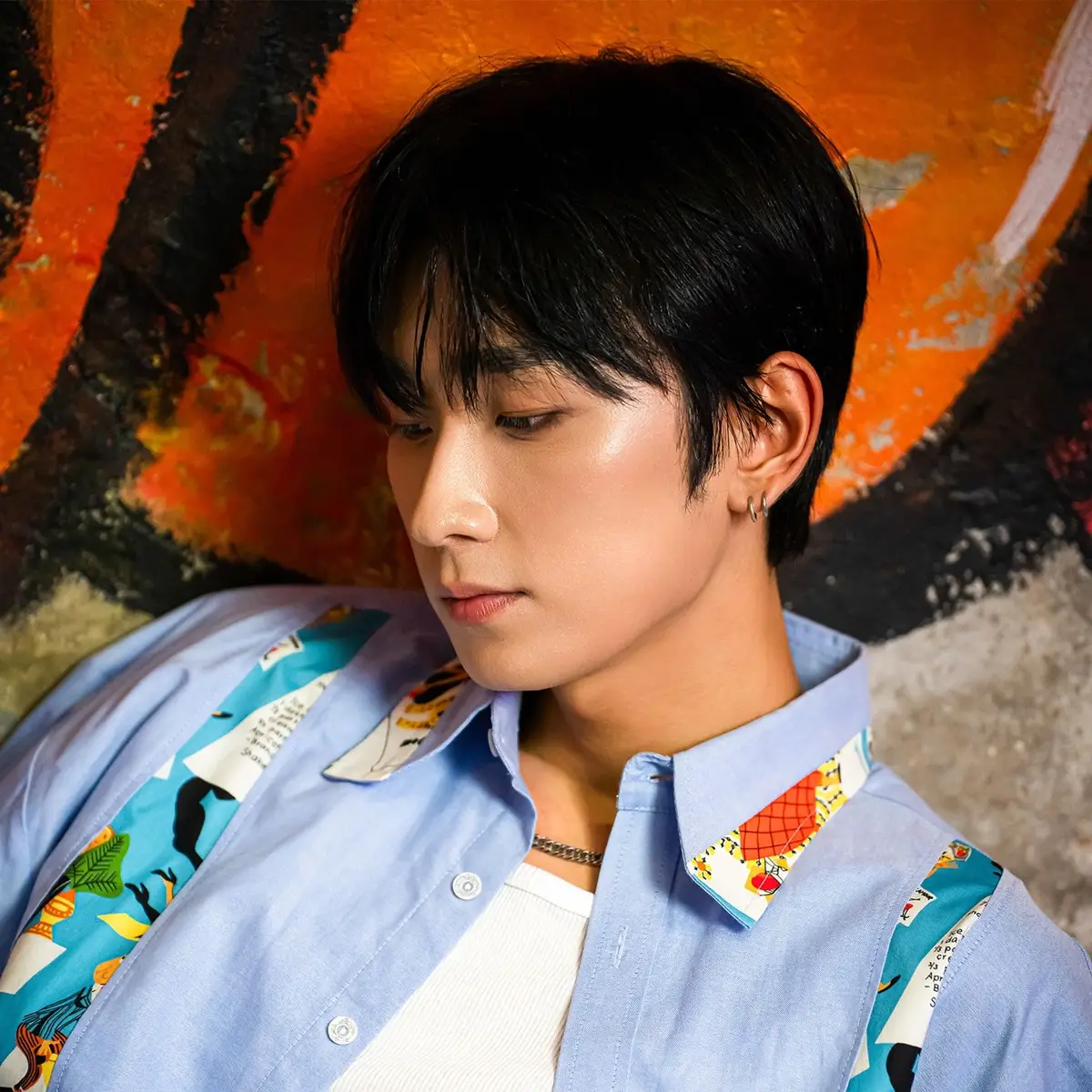 2Z (TU:ZI) member Junghyun