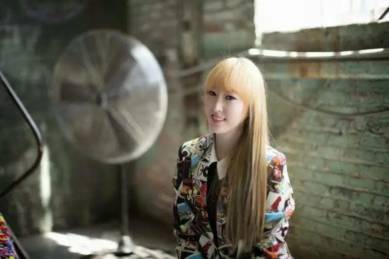 4TEN former member TEM