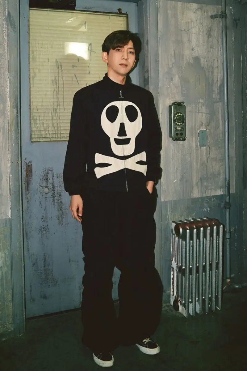 5but former member Jinhyung