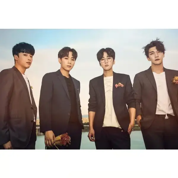 75.Street members are Kim Hankyul, Gyeon Jinhyun, Hwanghee, and Seungho.