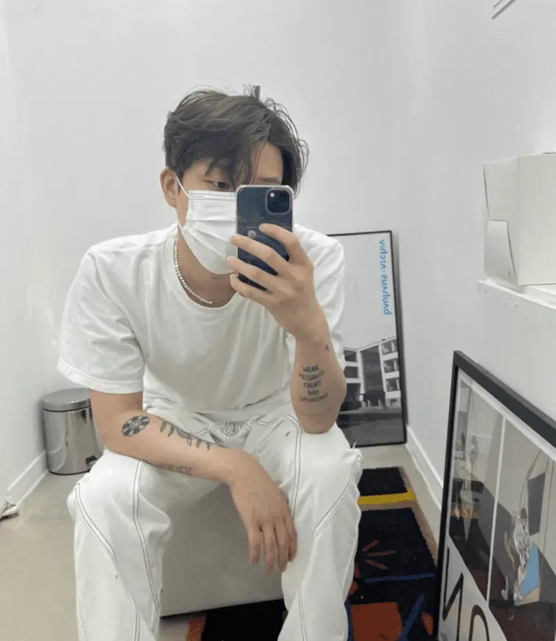 828 member Junhyeok