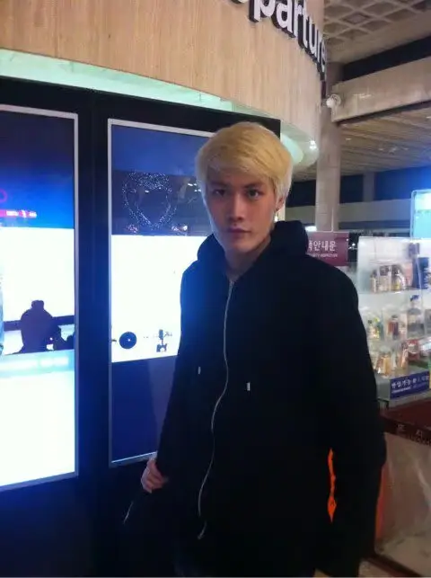 A-Prince former member Geonwoo/Alex