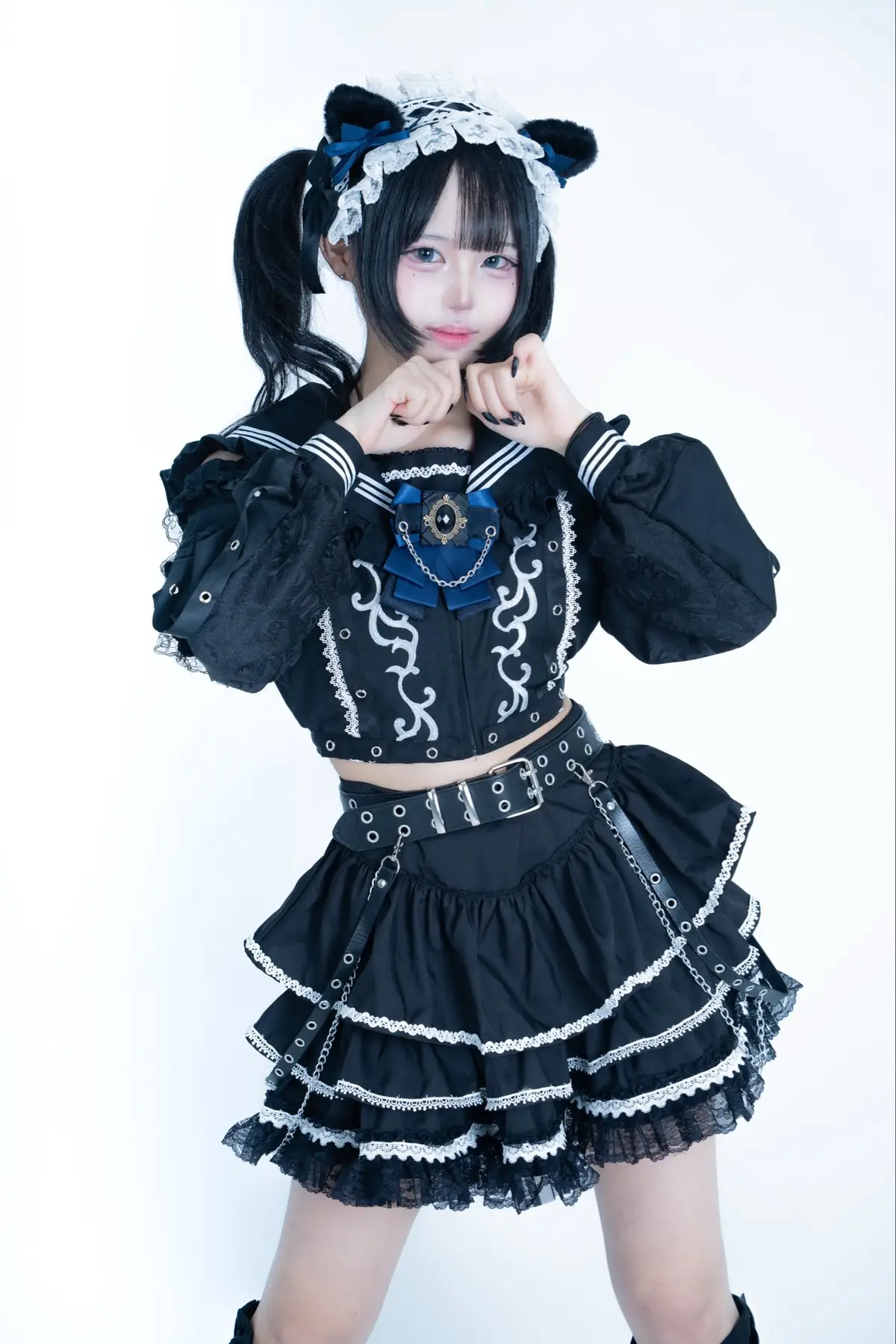 A8 Escape member Niku