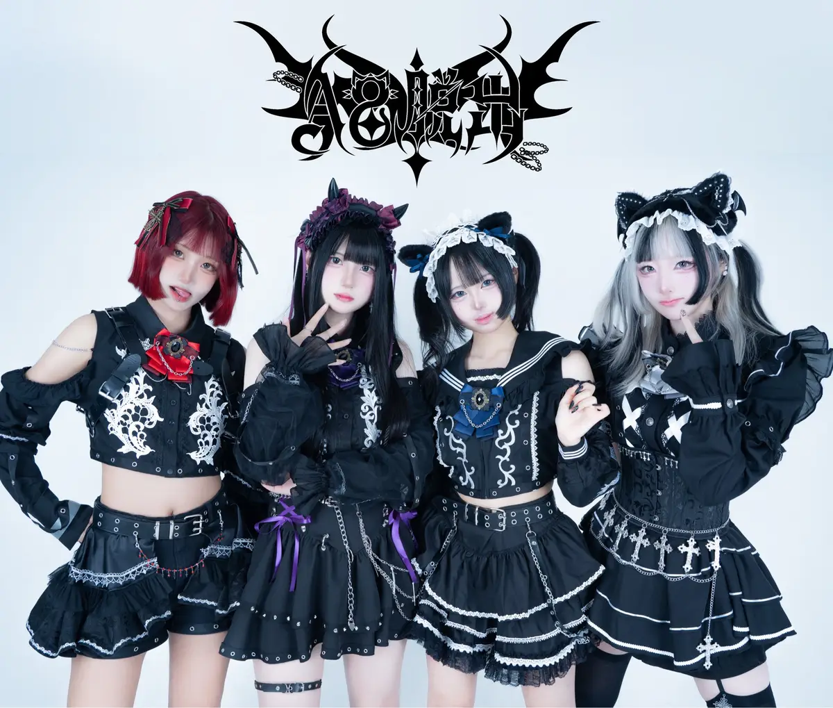 A8 Escape members are Miwa, Kyou, Niku, and Yuri.