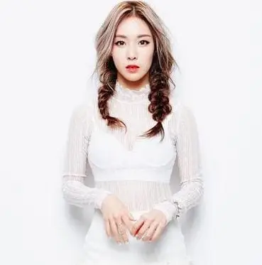 A.KOR former member Daya