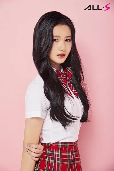 ALLS-GIRL former member Karam