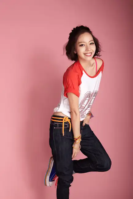A.sia former member Acka