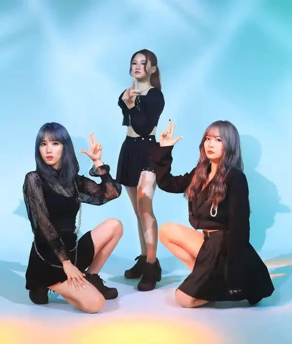 Asia GirlS members are Yeji, Soyeon, and Gaeun.