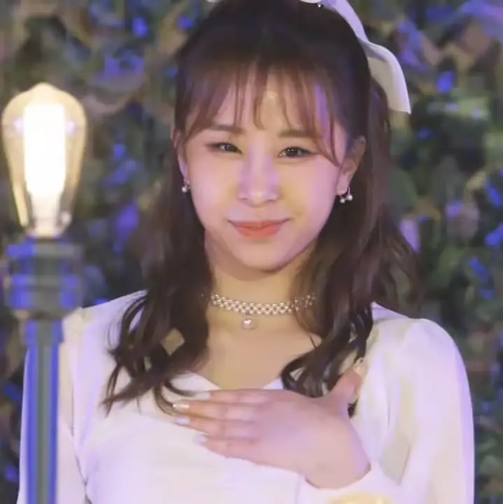 Azer-Blossom member Seohyun