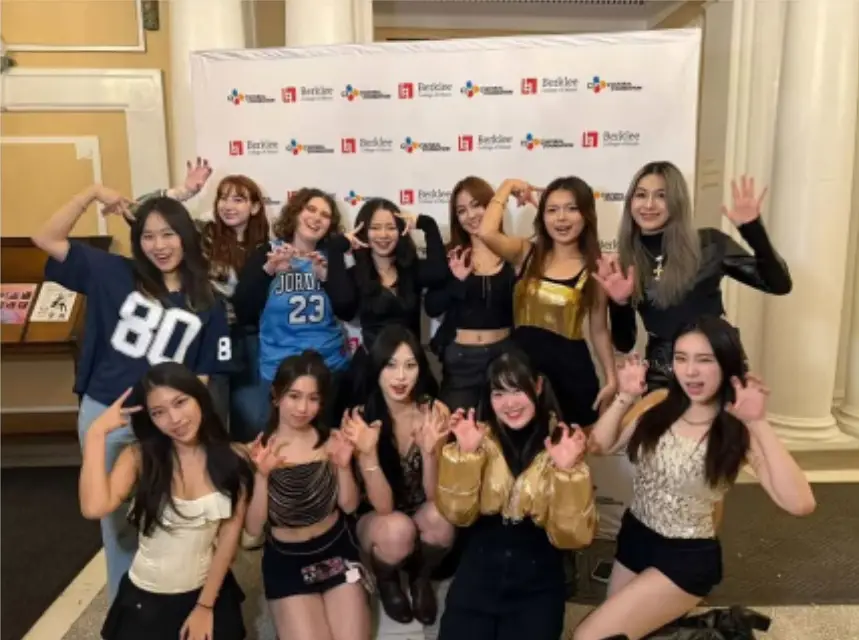B-Girls members are Hyeri, Christine, Bronwyn, Veronica, Bernie, Krystal, Mind, Jessica, Keira, Ann, Sanyi, and Jasmine.