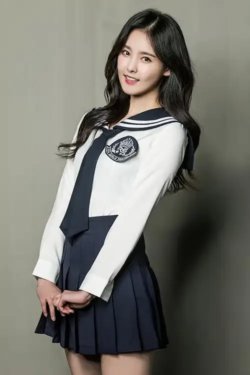 B-Side member Jiwon