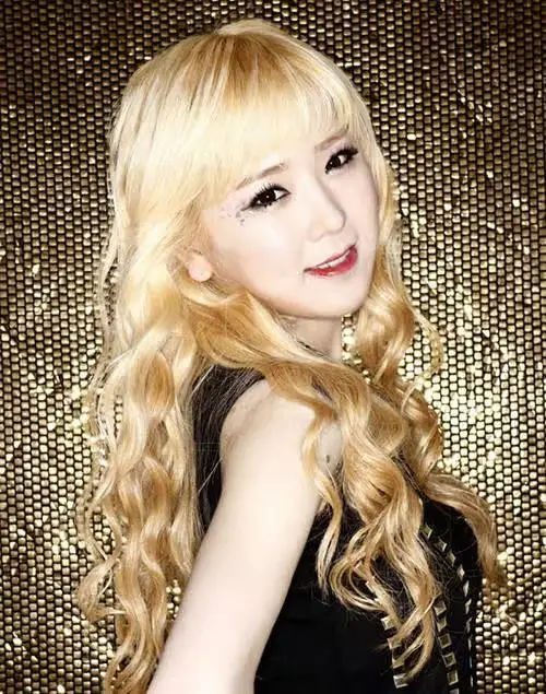 BBde Girl former member E-Sea