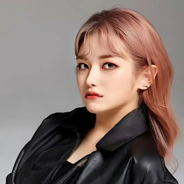 Birthday member Zizi