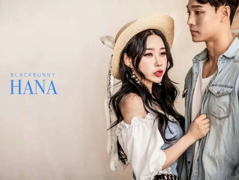 Black Bunny member Hana