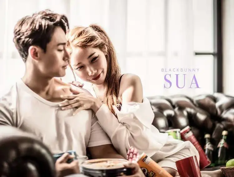 Black Bunny member SuA
