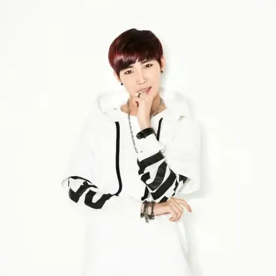 BLAST former member Jiwon