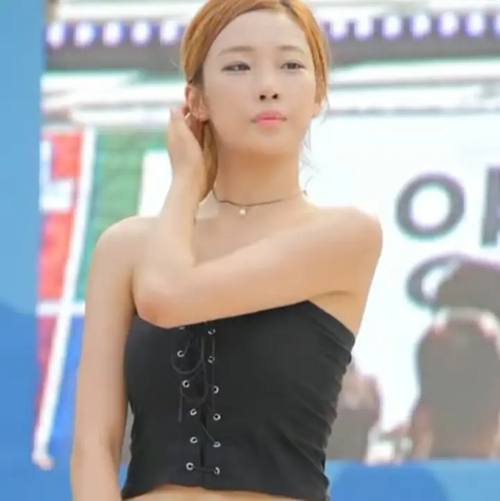 BLINDZ former member Yubin