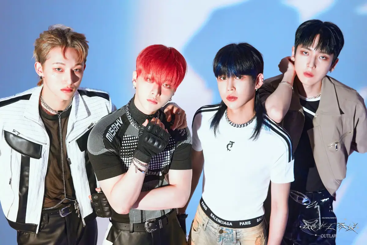 Bz-Boys Members Profile: Full Names, Ages, Heights, Weights and More Bz-Boys members are Bon, Taewoong, and Seunghyun.