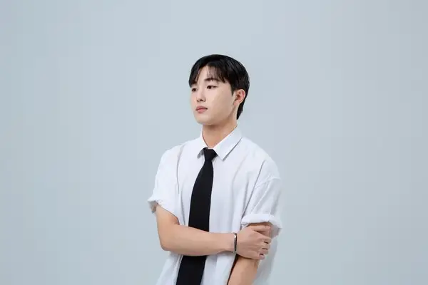 can’t be blue former member Park Junseo
