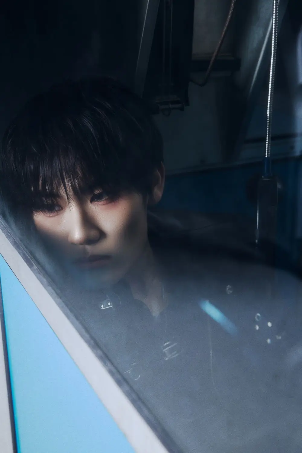 can’t be blue member Lee Hwuiwon