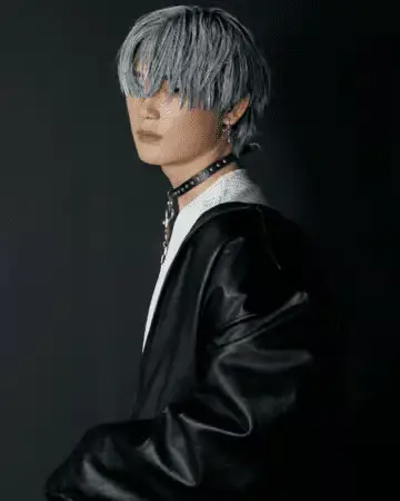 CN19 member Q-ra