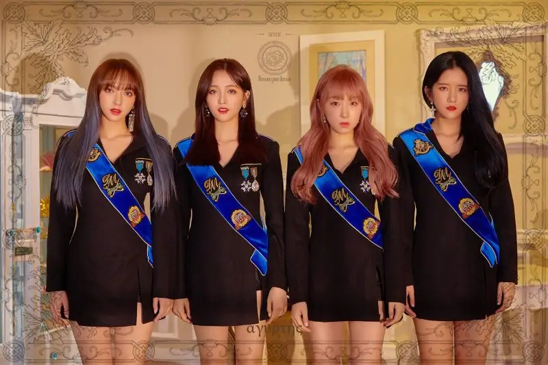 Cosmic Girls αγυρτης (The Imposter) members are Xuan Yi, EXY, Soobin, Eunseo, and Cheng Xiao.