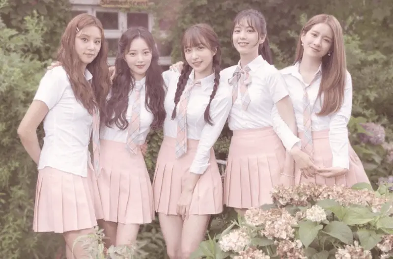 Cotton Candy members are Jenna, Stella, EL, ChaeA, and Hyunji.