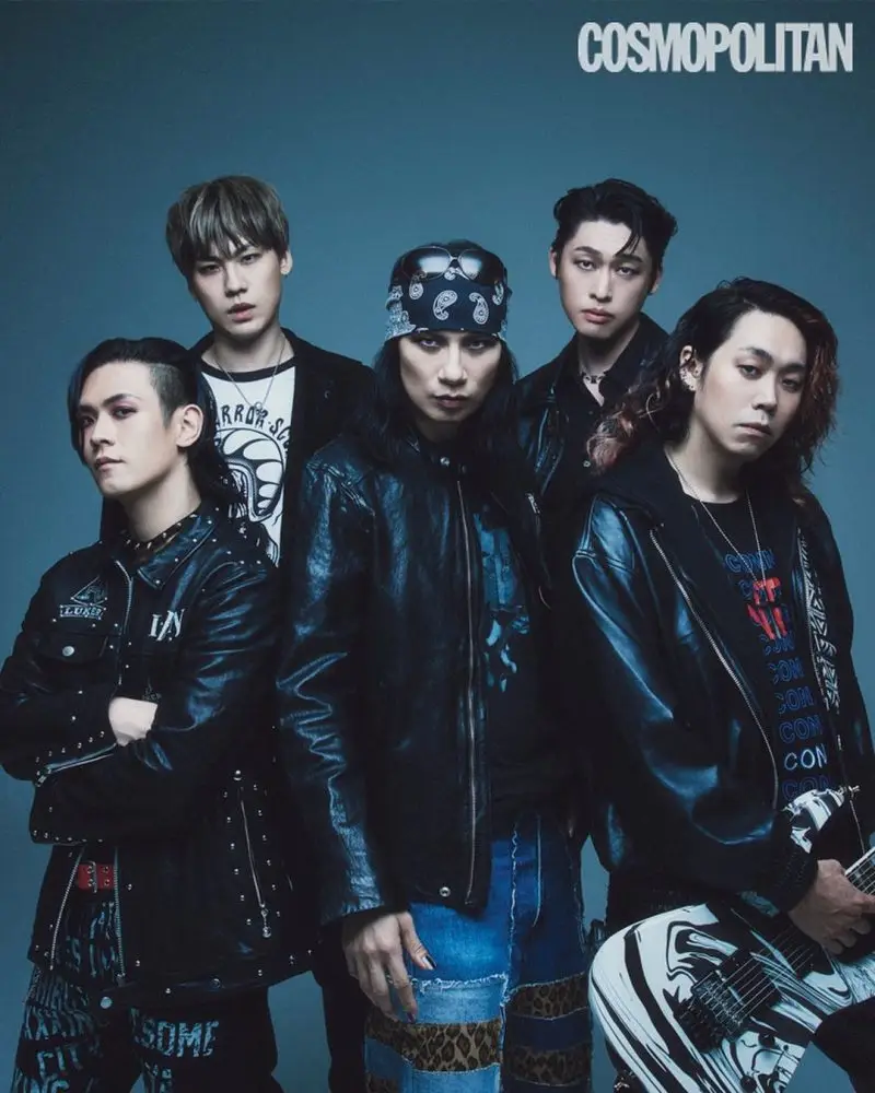 CRAXILVER members are Vincent, Willy K, Cyan, Oh Eunchul, and Danny Lee.