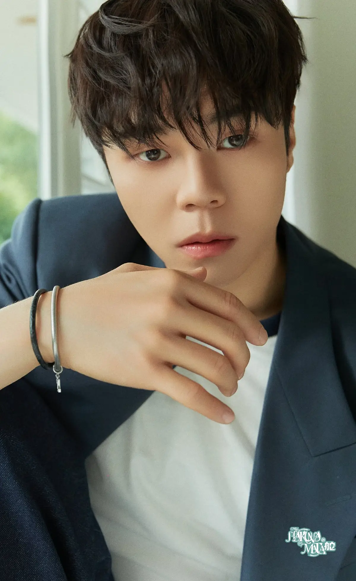 CREZL member Suin