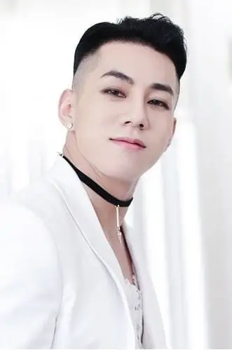 Cross Gene former member Casper