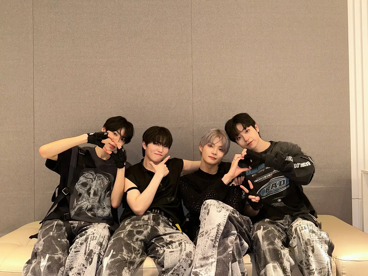 CTDROOKIES Members Profile: Full Names, Ages, Heights, Weights and More CTDROOKIES members are Changhyeon, Hao, Eunsung, and Seojun.