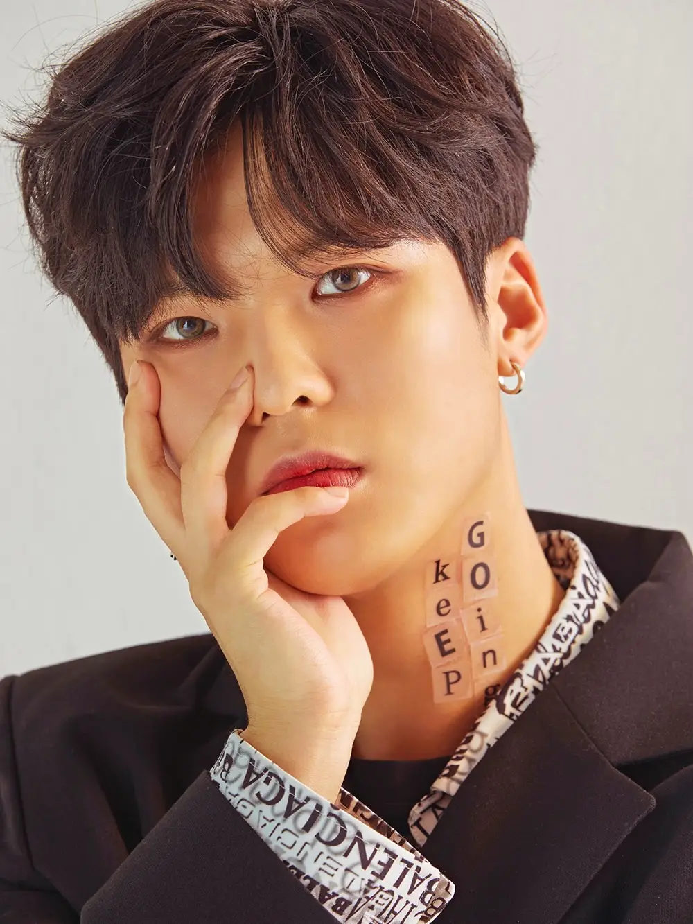 D-CRUNCH former member Hyunwoo