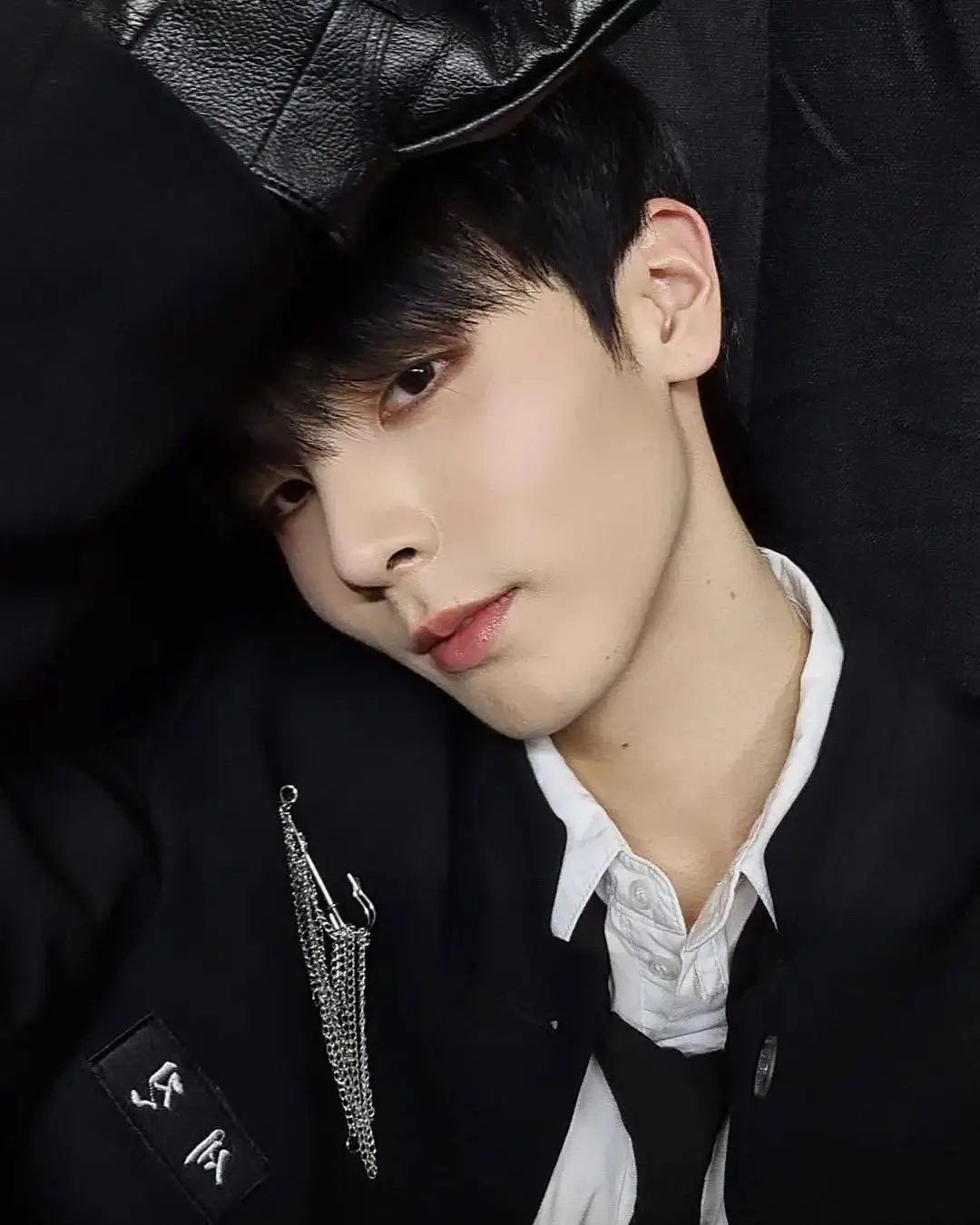 D-ONE member Sejin
