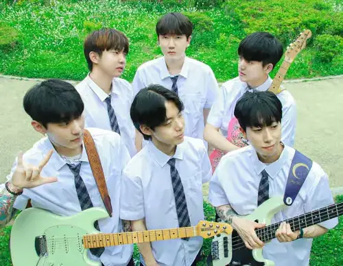 DALDAM members are Donghoon, Seonggeun, Jongwoon, Janghwan, Yonghyun, and Changlae.