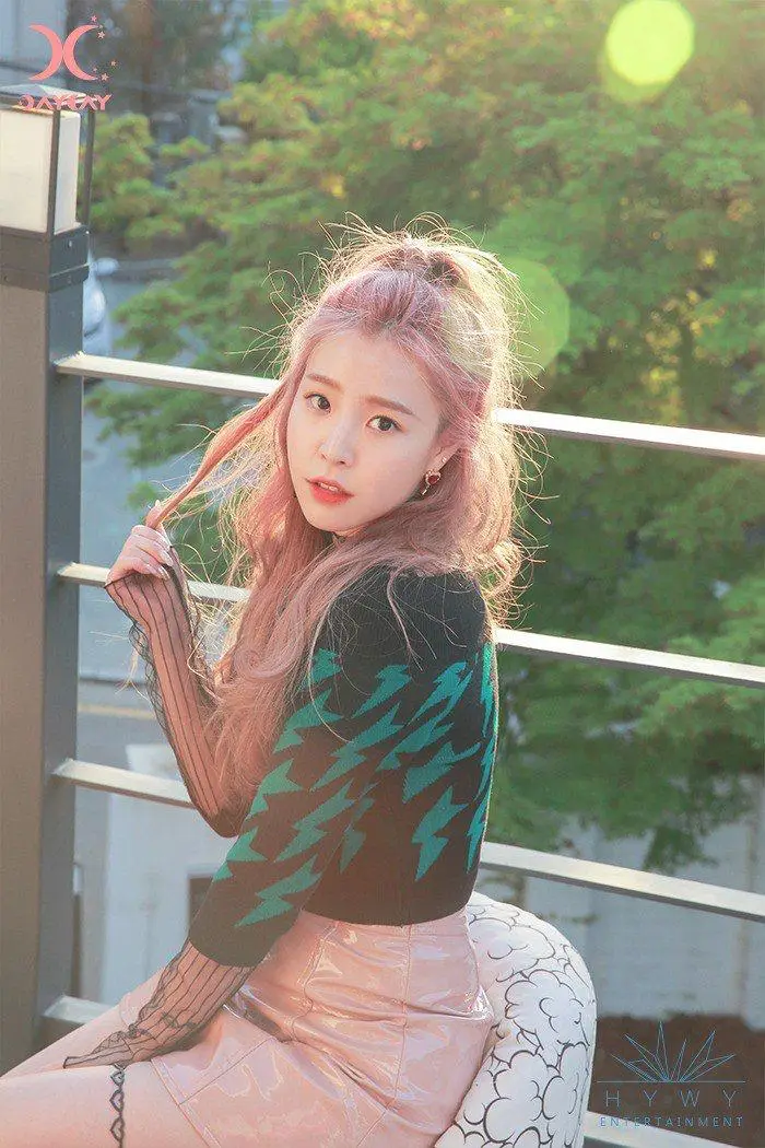 DAYDAY former member Minju