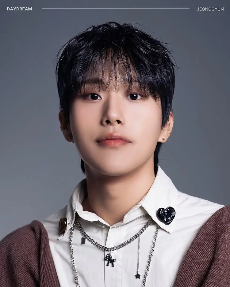Daydream member Jeonggyun