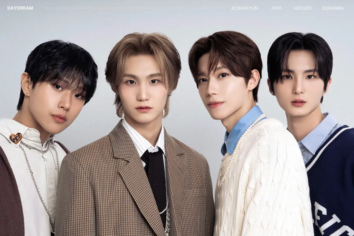 Daydream members are Heesoo, Jeonggyun, Jiho, and Dongmin.